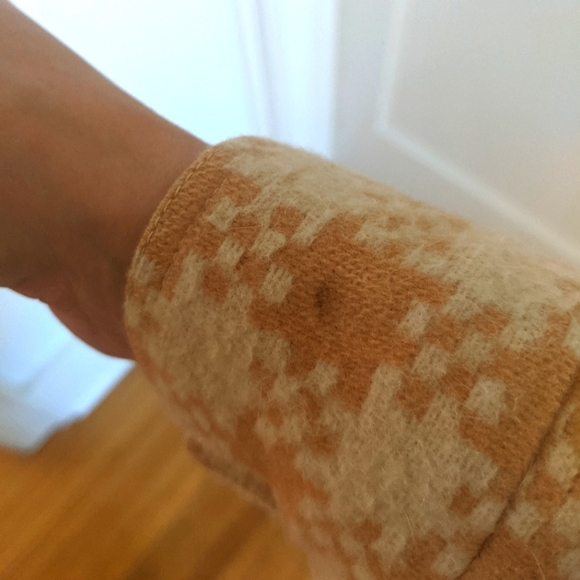 Vintage Plaid Coat - Picture 4 of 6